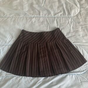 H & M pleated striped skirt